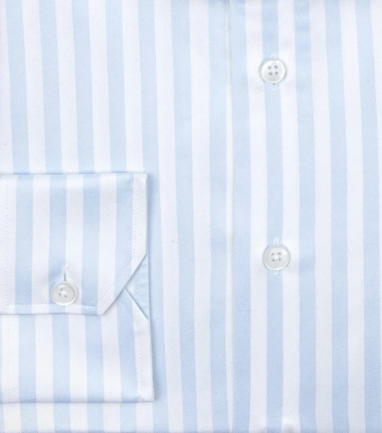 Chemise en twill à rayures bleu ciel facile à repasser